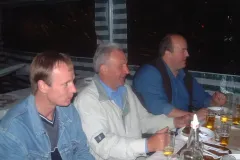 2001_00220