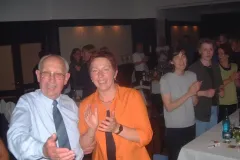 2001_00324