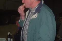 2001_00370