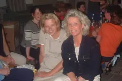 2001_00557
