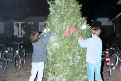 2001_00576