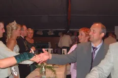 2001_01043