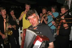 2009_00512