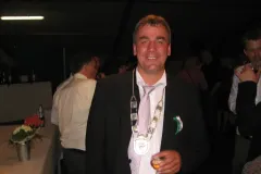 2009_01083