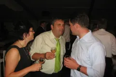 2009_01096